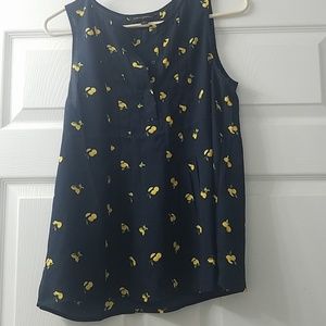 NWOT Lemon Banana Republic top